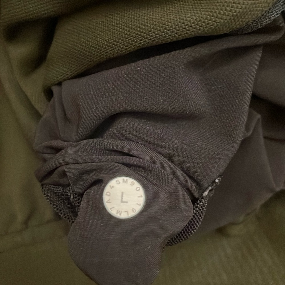 Athletic shorts